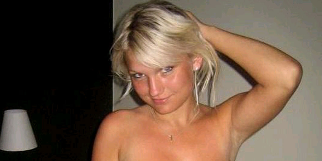 Sexy Exgf Porn - Ex gf poses sexy - Ex Girlfriend Porn